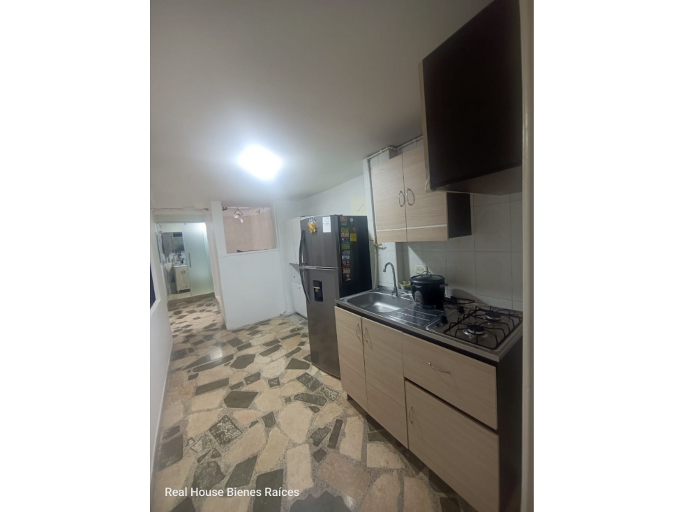 Apartaestudio for sale in Centro, Medellín 2