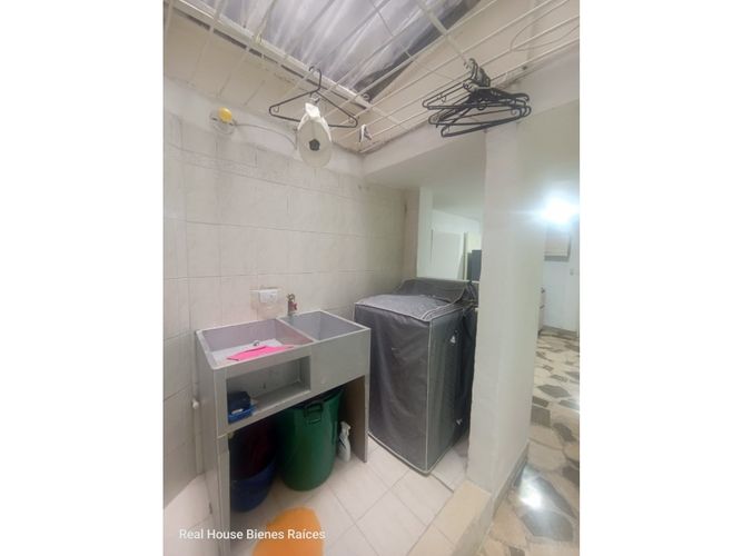 Apartaestudio en venta en Villa Nueva, Medellín, 97 m² · foto 7 de 11