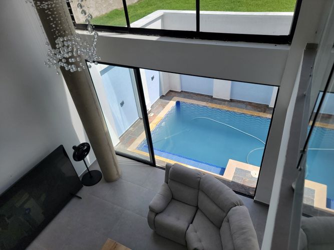 Casa de 4 alcobas en venta en Cn. Hontanar De Las Mercedes, Jamundí, 550 m² · foto 1 de 24