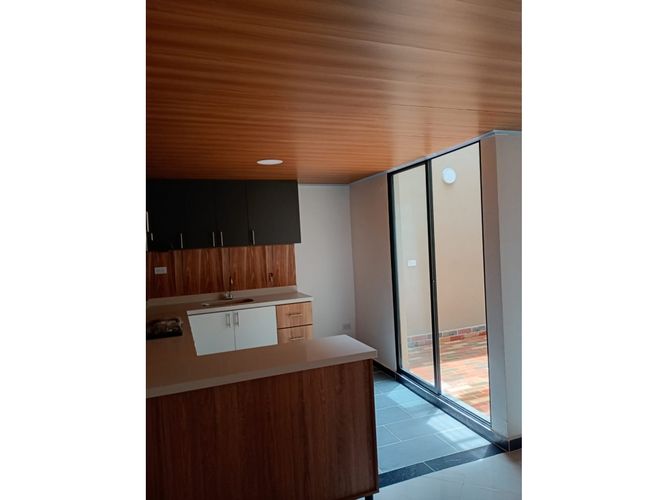 Casa de 3 alcobas en venta en San Nicolas, La Ceja, 108 m² · foto 3 de 23
