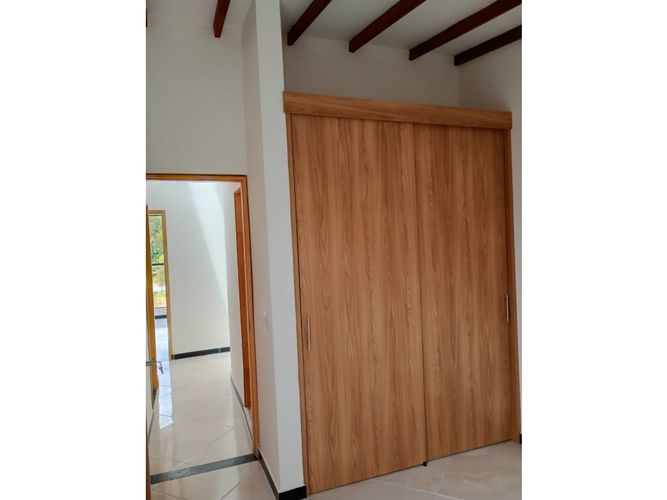 Casa de 3 alcobas en venta en San Nicolas, La Ceja, 108 m² · foto 19 de 23