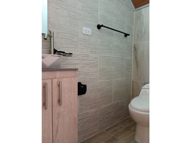 Casa de 3 alcobas en venta en San Nicolas, La Ceja, 108 m² · foto 22 de 23