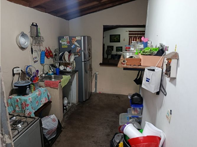 Casa de 5 alcobas en venta en Gerona, Medellín, 160 m² · foto 7 de 23