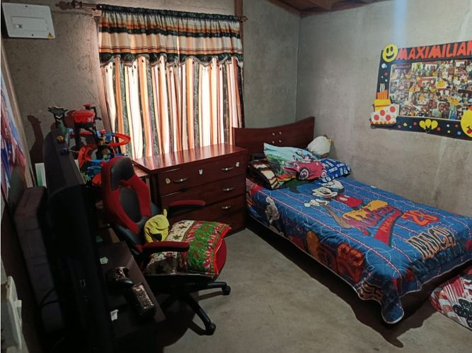 Casa de 5 alcobas en venta en Gerona, Medellín, 160 m² · foto 11 de 23