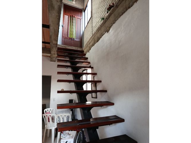 Casa de 5 alcobas en venta en Gerona, Medellín, 160 m² · foto 13 de 23