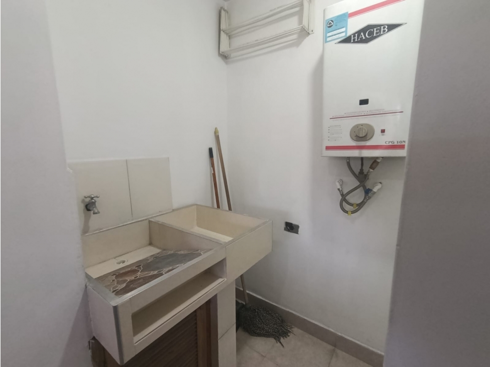 Apartaestudio en venta en El velodromo, Medellín 4