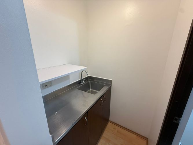 Oficina en arriendo en El Tesoro, Medellín, 35 m² · foto 9 de 10