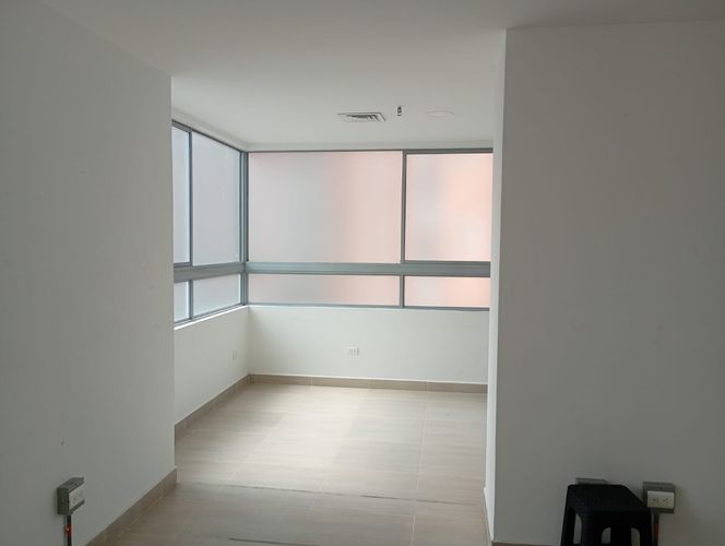 Oficina en arriendo en Aliadas Del Sur, Sabaneta, 57 m² · foto 2 de 9