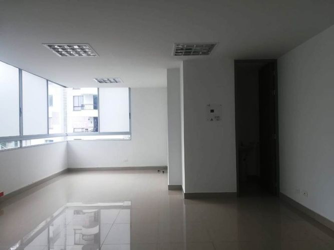 Consultorio en venta en Alamos, Pereira, 39 m² · foto 8 de 8