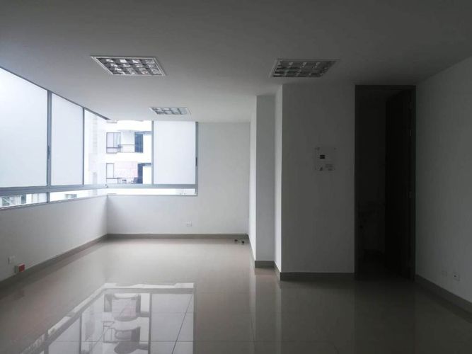 Consultorio en venta en Alamos, Pereira, 39 m² · foto 7 de 8