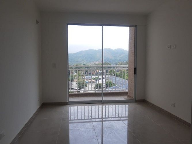 Apartamento de 3 alcobas en venta en Varsovia, Ibagué, 89 m² · foto 13 de 17