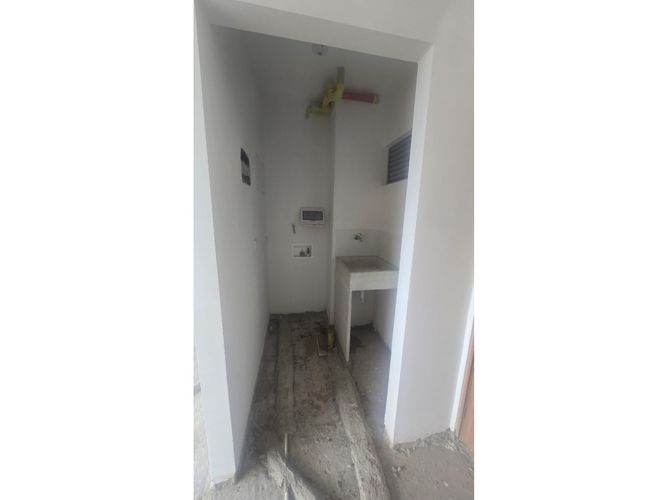 Apartamento de 2 alcobas en venta en Toledo, La Estrella, 68 m² · foto 4 de 10