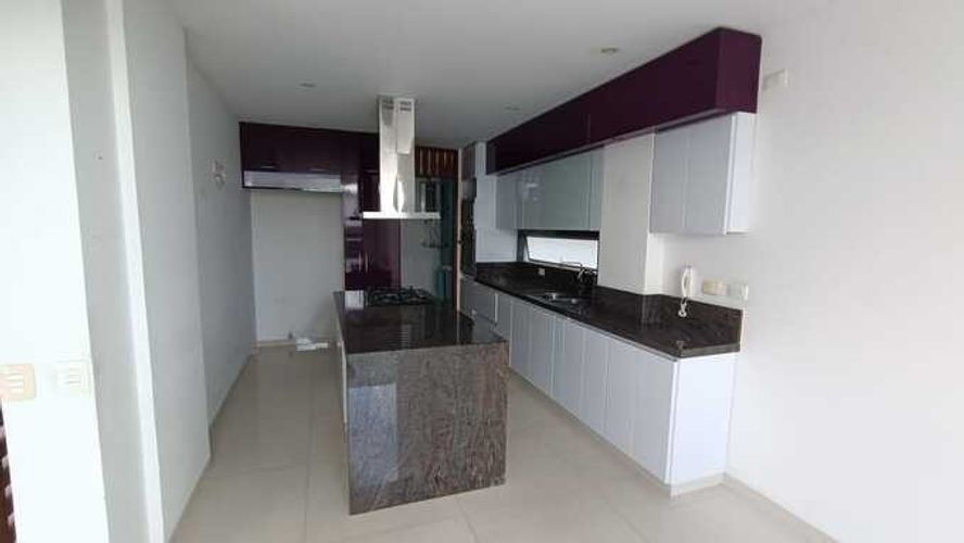 Casa de 3 alcobas en venta en Picaleña Y Mirolindo, Ibagué, 300 m² · foto 4 de 23