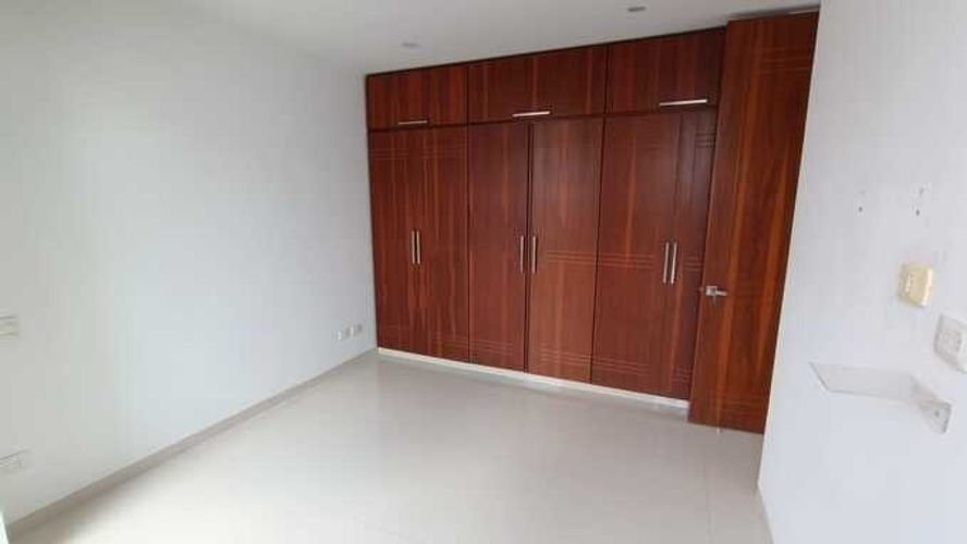 Casa de 3 alcobas en venta en Picaleña Y Mirolindo, Ibagué, 300 m² · foto 15 de 23