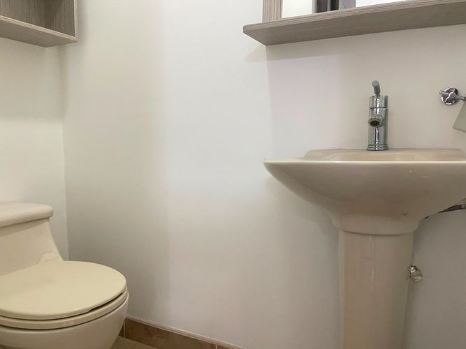 Oficina en arriendo en El Poblado, Medellín, 58 m² · foto 17 de 17