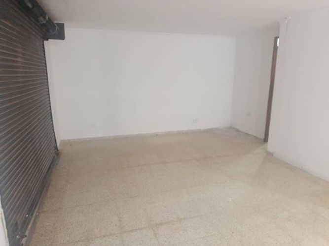 Local en arriendo en Los Naranjos, Itagüí, 70 m² · foto 3 de 13