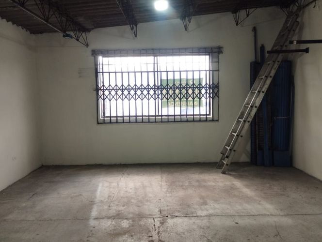 Bodega en arriendo en Colon, Medellín, 125 m² · foto 10 de 14
