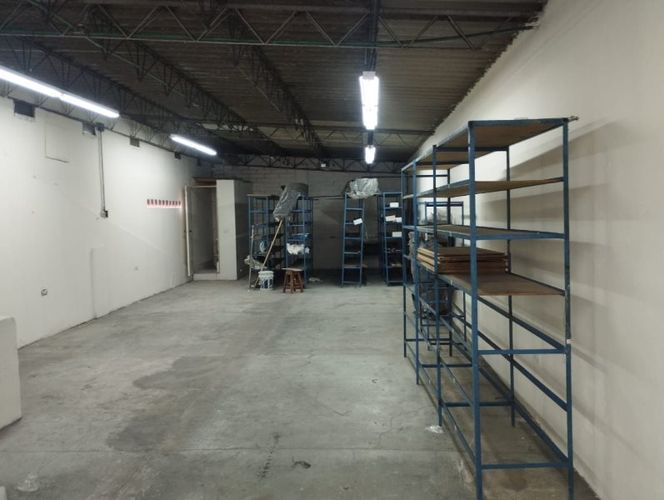 Bodega en arriendo en Colon, Medellín, 125 m² · foto 13 de 14
