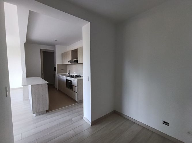 Apartamento de 3 alcobas en arriendo en Rionegro, 80 m² · foto 5 de 14