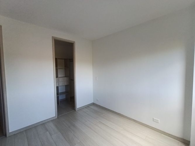 Apartamento de 3 alcobas en arriendo en Rionegro, 80 m² · foto 6 de 14