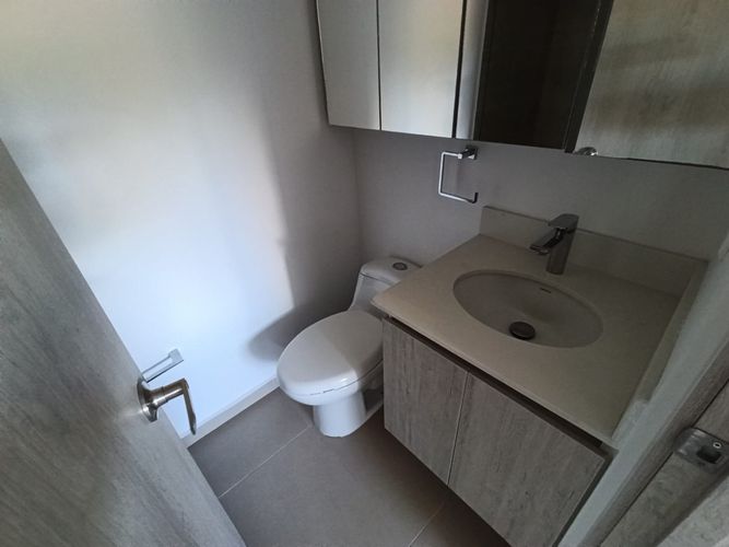 Apartamento de 3 alcobas en arriendo en Rionegro, 80 m² · foto 11 de 14