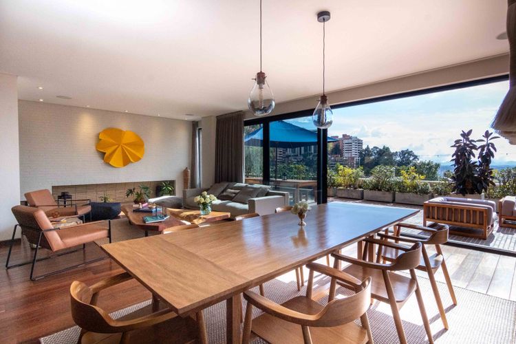 Apartamento de 3 alcobas en venta en Chicó Alto, Bogotá, 354 m² · foto 2 de 24