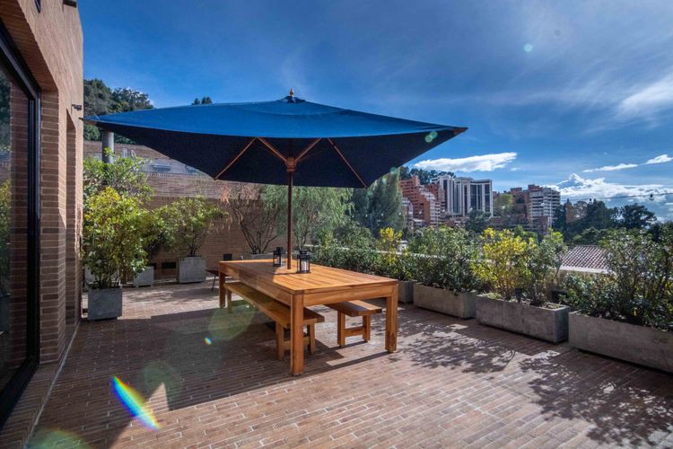 Apartamento de 3 alcobas en venta en Chicó Alto, Bogotá, 354 m² · foto 9 de 24