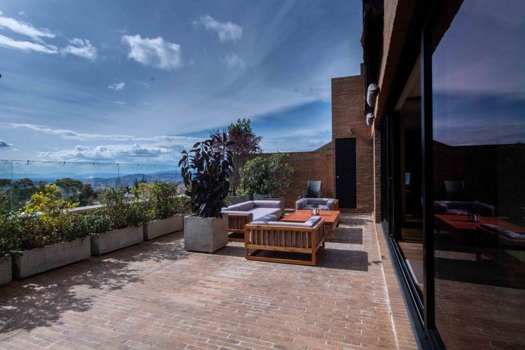 Apartamento de 3 alcobas en venta en Chicó Alto, Bogotá, 354 m² · foto 10 de 24