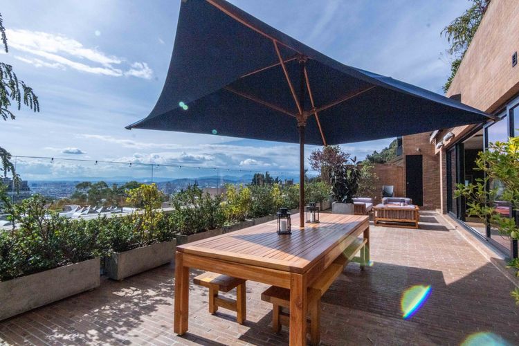 Apartamento de 3 alcobas en venta en Chicó Alto, Bogotá, 354 m² · foto 11 de 24