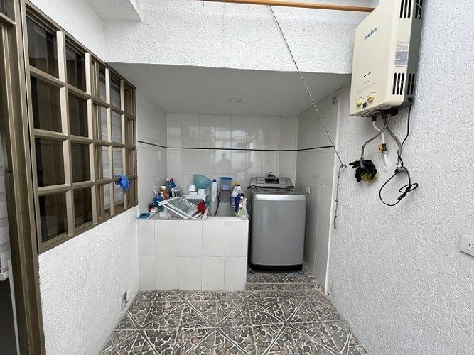 Casa de 4 alcobas en venta en Jordan, Ibagué, 180 m² · foto 12 de 24