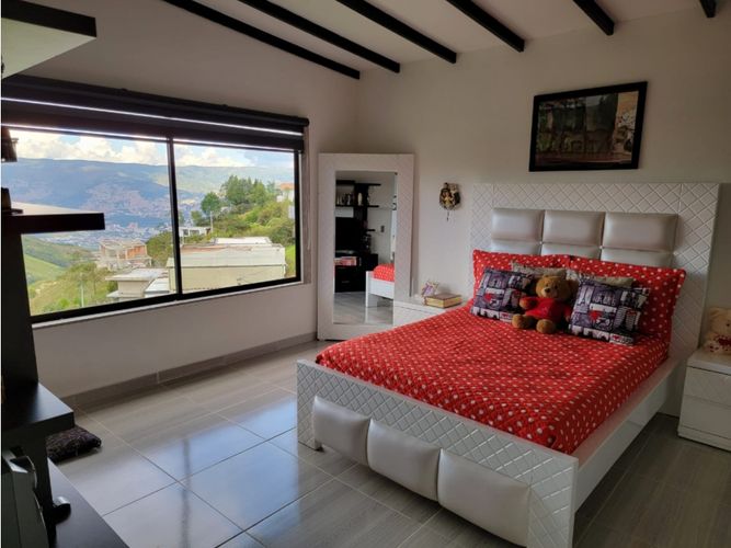 Casa de 3 alcobas en venta en Belén Rincón, Medellín, 150 m² · foto 5 de 22