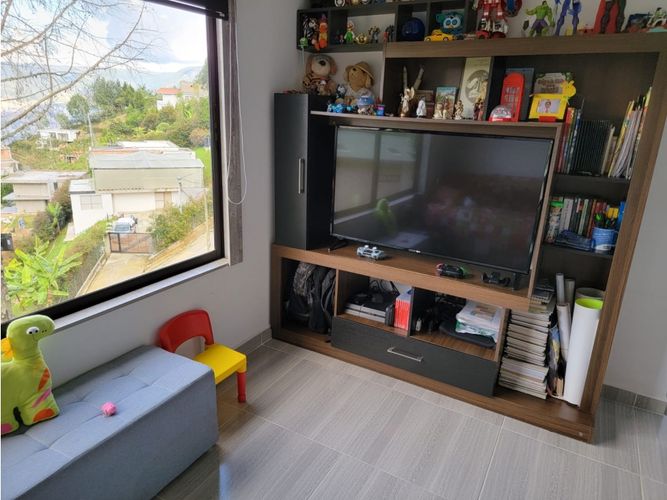 Casa de 3 alcobas en venta en Belén Rincón, Medellín, 150 m² · foto 18 de 22