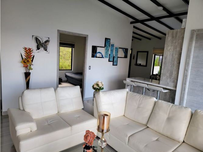 Casa de 3 alcobas en venta en Belén Rincón, Medellín, 150 m² · foto 20 de 22