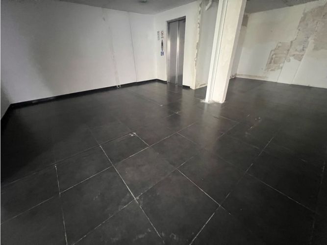 Edificio en arriendo en San Vicente, Cali, 1100 m² · foto 19 de 24