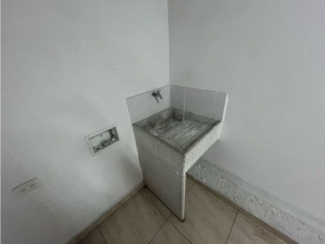 Local en arriendo en Zona Centro, Envigado, 100 m² · foto 3 de 7