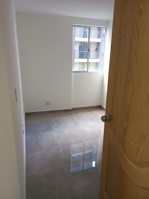 Apartamento de 3 alcobas en venta en Maria Auxiliadora, Sabaneta, 55 m² · foto 14 de 24
