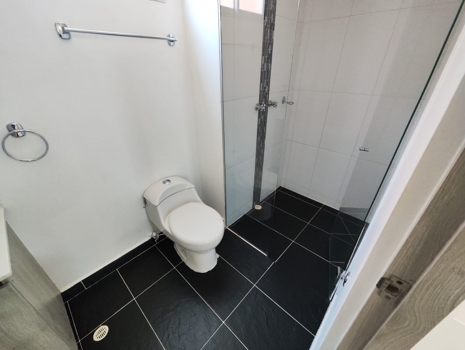 Apartamento en arriendo en Laureles, Medellín · foto 15 de 18