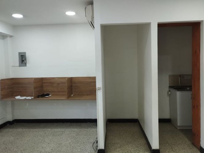 Local en arriendo en Carlos E Restrepo, Medellín, 40 m² · foto 2 de 11