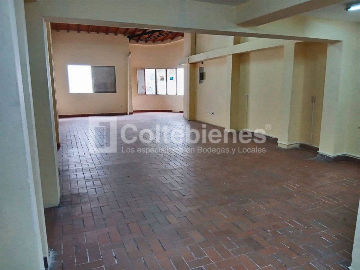 Retail space for rent in La candelaria, Medellín
