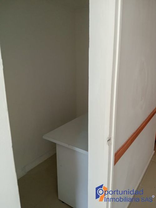 Oficina en arriendo en San Jose De La Monta�A, Medellín, 35 m² · foto 6 de 8