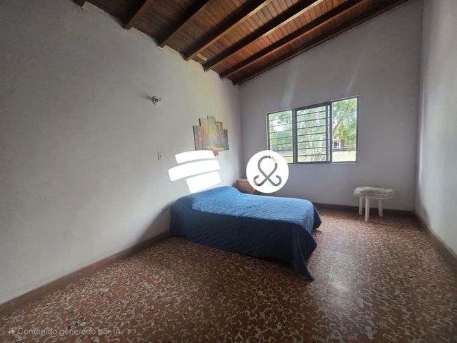 Casa de 6 alcobas en venta en La Castellana, Medellín, 253 m² · foto 15 de 23