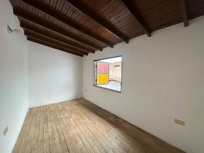 Casa de 5 alcobas en venta en El Carmen, El Retiro, 200 m² · foto 11 de 12
