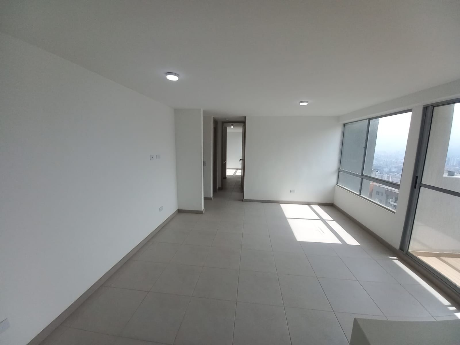 Apartamento en venta en La Cuenca, Envigado · foto 2 de 24
