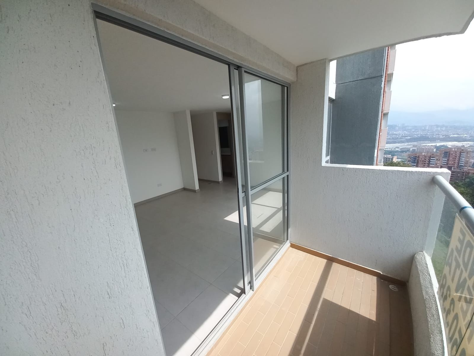 Apartamento en venta en La Cuenca, Envigado · foto 10 de 24