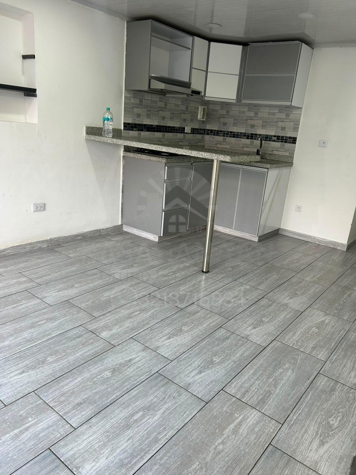 Casa en venta en Ciudad Jardin Sur, Bogotá · foto 3 de 24