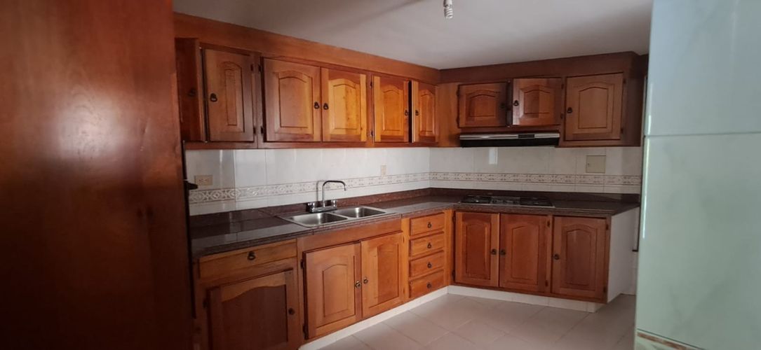 Apartamento de 3 alcobas en venta en San Patricio, Bogotá, 246 m² · foto 16 de 24