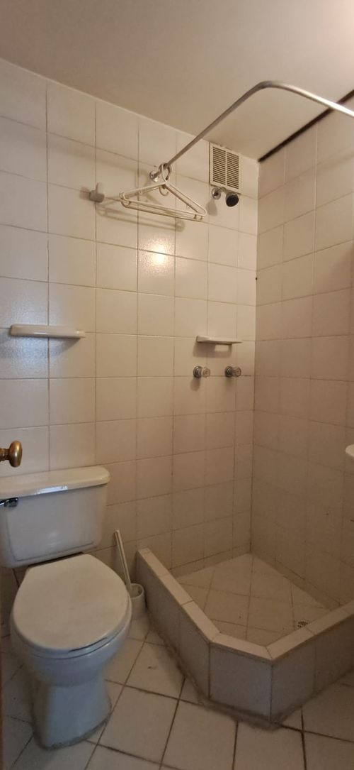 Apartamento de 3 alcobas en venta en San Patricio, Bogotá, 246 m² · foto 23 de 24