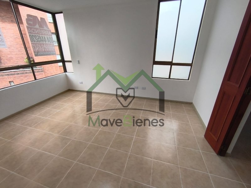 Apartamento en arriendo en El Poblado, Medellín · foto 4 de 13