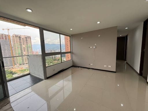 Apartamento de 3 alcobas en arriendo en Los Balsos, Medellín, 92 m² · foto 2 de 12