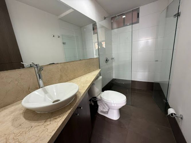 Apartamento de 3 alcobas en arriendo en Los Balsos, Medellín, 92 m² · foto 8 de 12